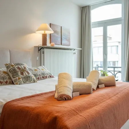 Au Louvre Authentiek In