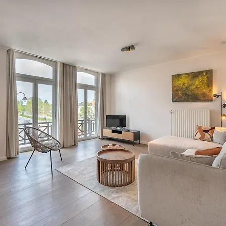 Au Louvre Authentiek In 아파트 데한